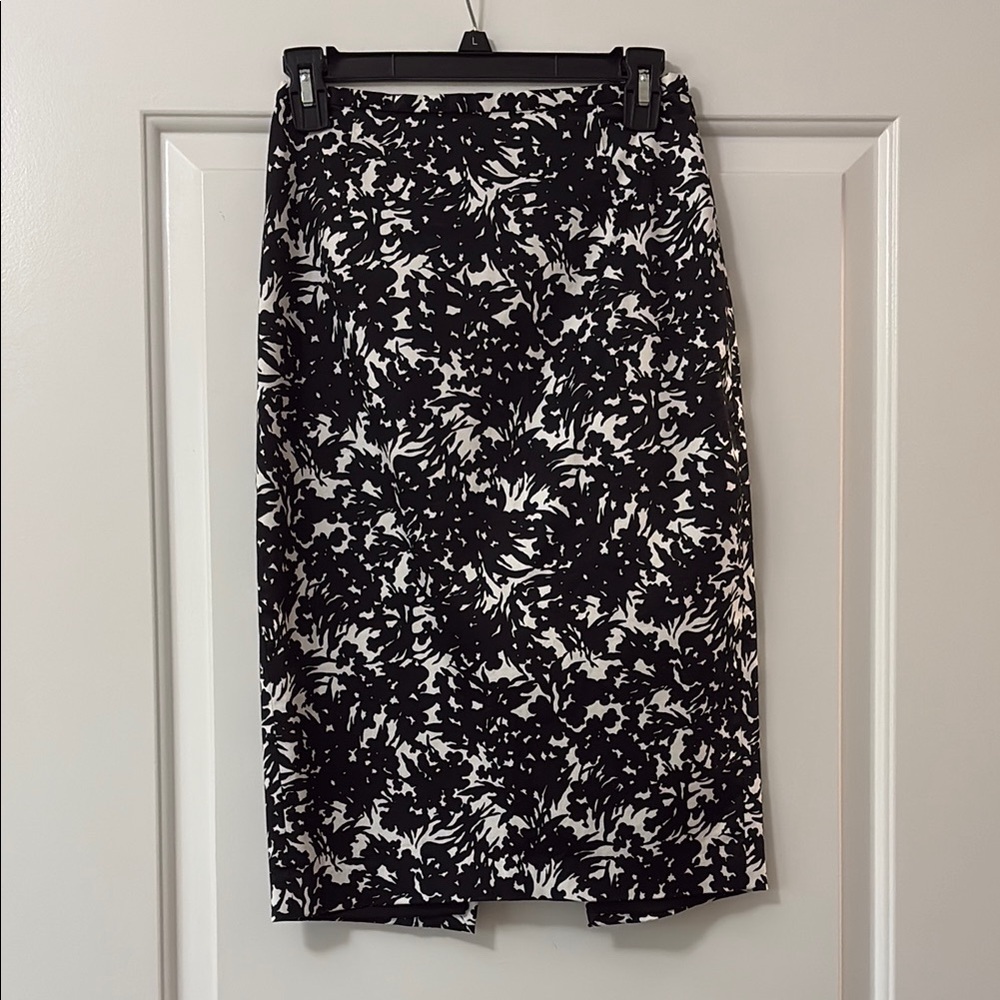 Michael Kors Collection Black and White Pencil Skirt Knee-length for Cocktail
